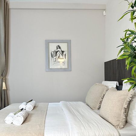 דירות פריז Luxurious Flat In Saint-Germain-Des-Pres מראה חיצוני תמונה
