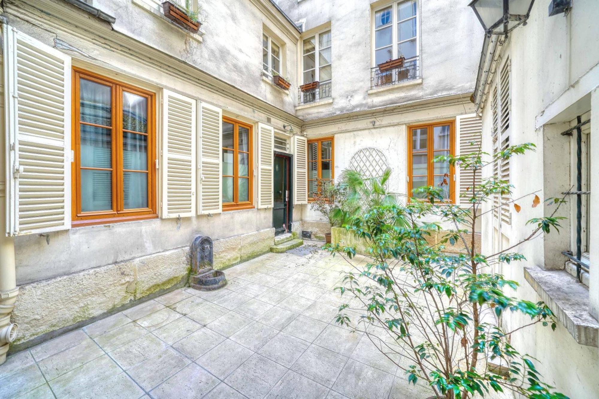 דירות פריז Luxurious Flat In Saint-Germain-Des-Pres מראה חיצוני תמונה