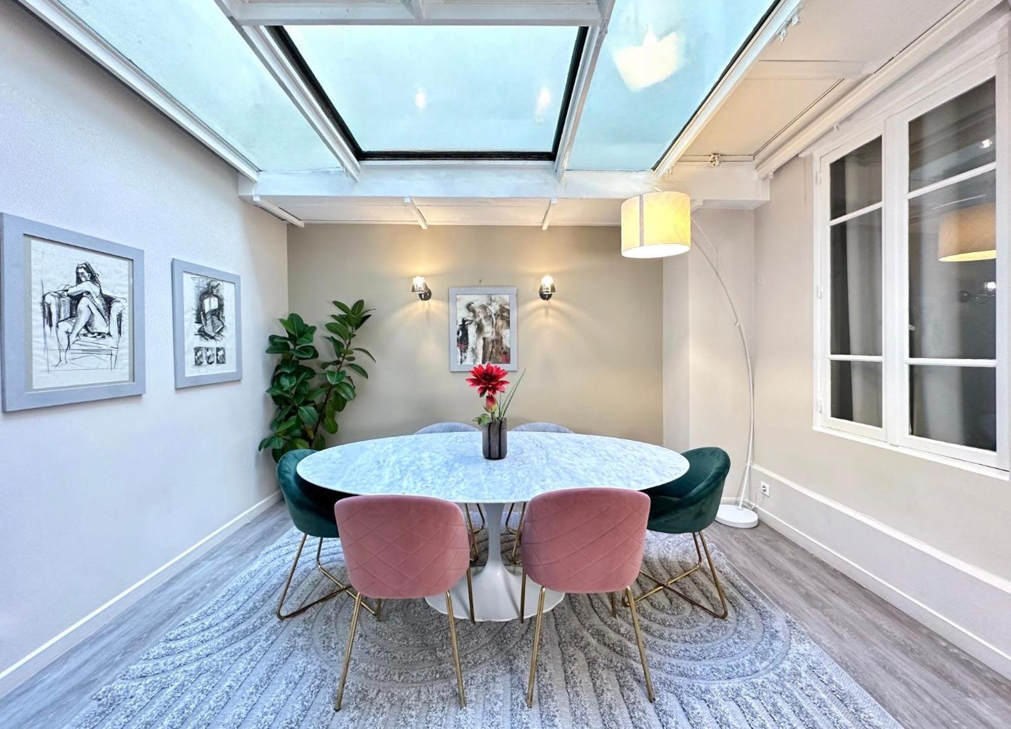 דירות פריז Luxurious Flat In Saint-Germain-Des-Pres מראה חיצוני תמונה