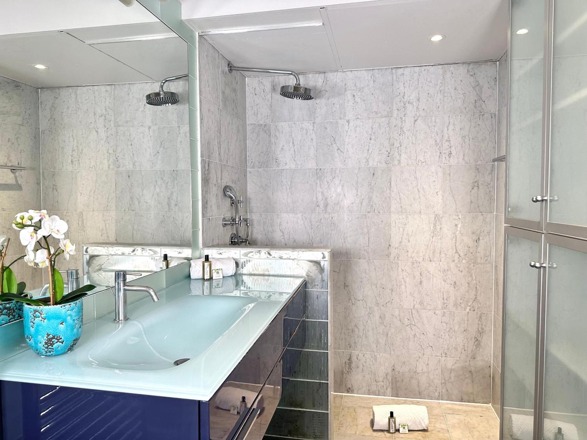 דירות פריז Luxurious Flat In Saint-Germain-Des-Pres מראה חיצוני תמונה