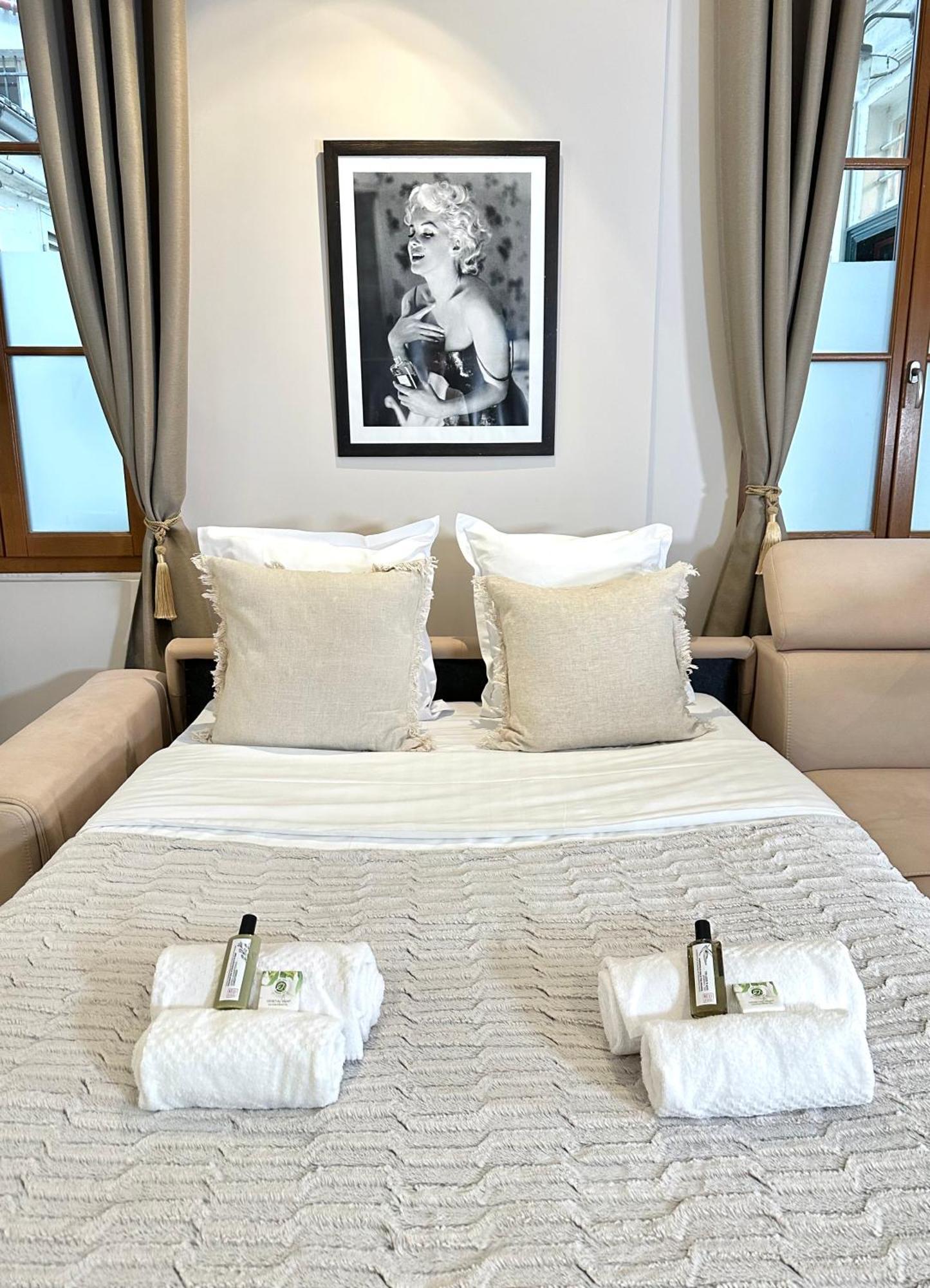 דירות פריז Luxurious Flat In Saint-Germain-Des-Pres מראה חיצוני תמונה