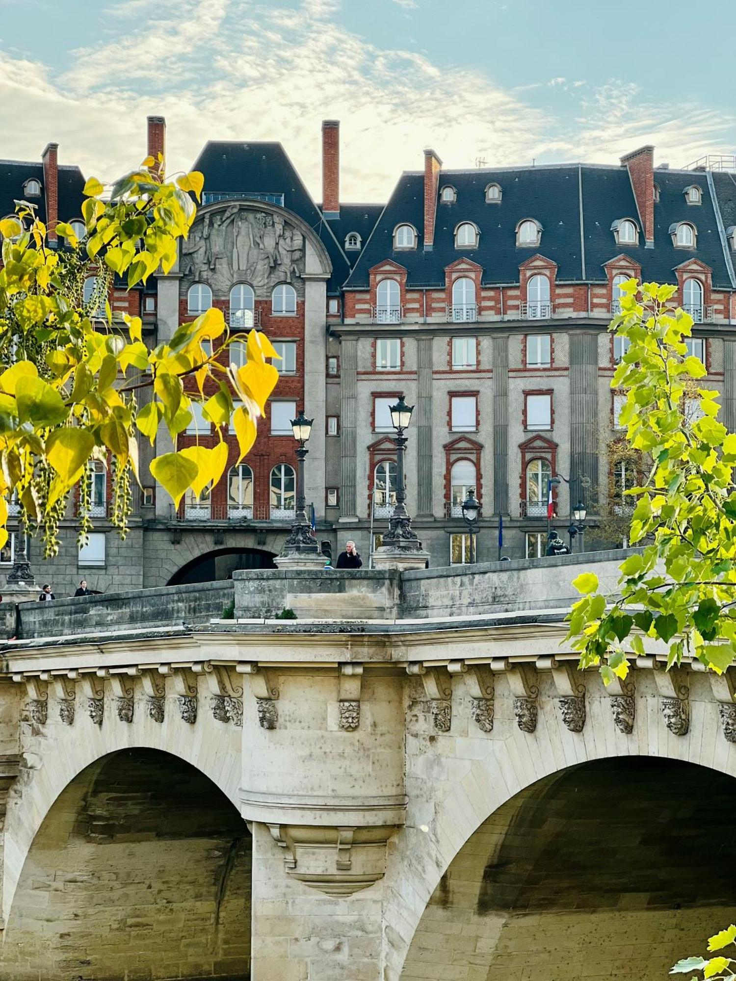 דירות פריז Luxurious Flat In Saint-Germain-Des-Pres מראה חיצוני תמונה